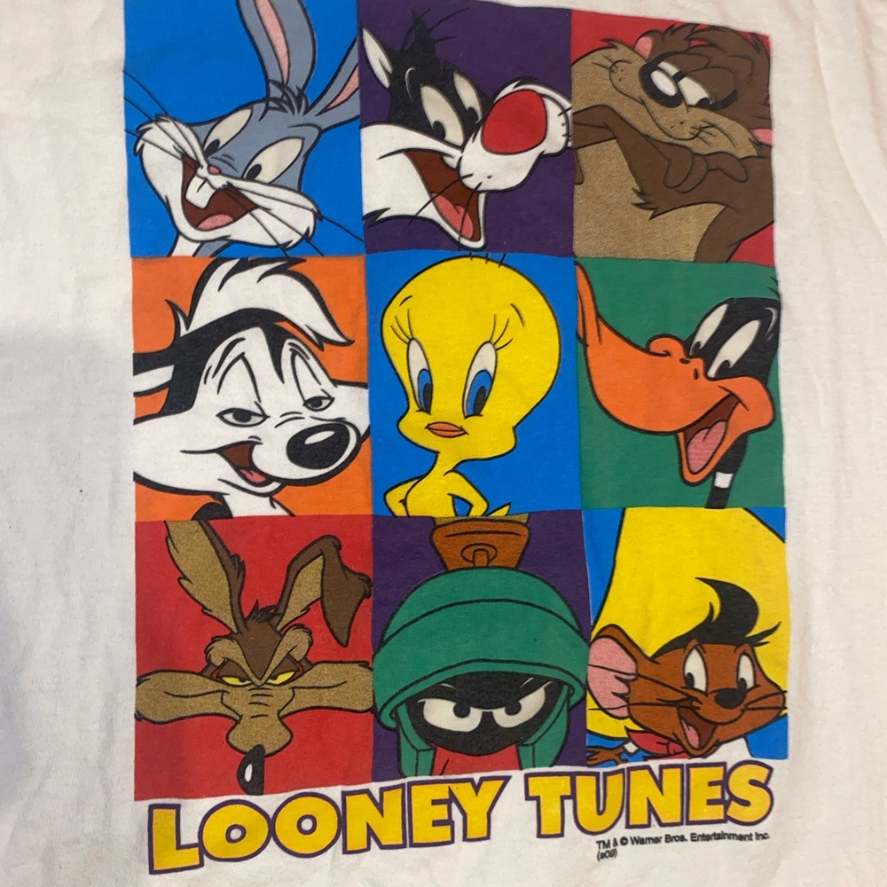 Vintage Looney Tunes T shirt with Glow in the Dark Character eyes